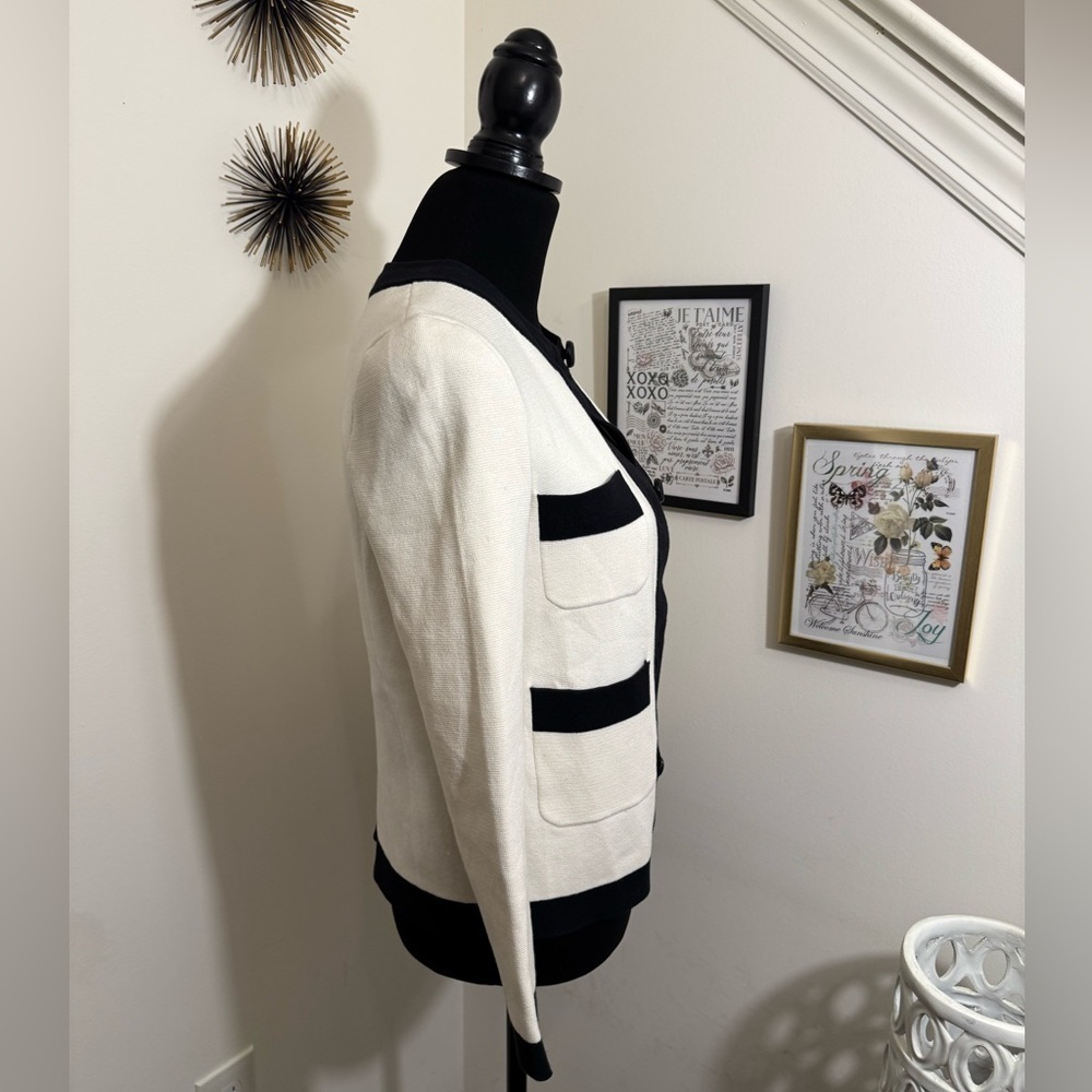 kate spade color block cardigan in white with black accents size small - Picture 4 of 10